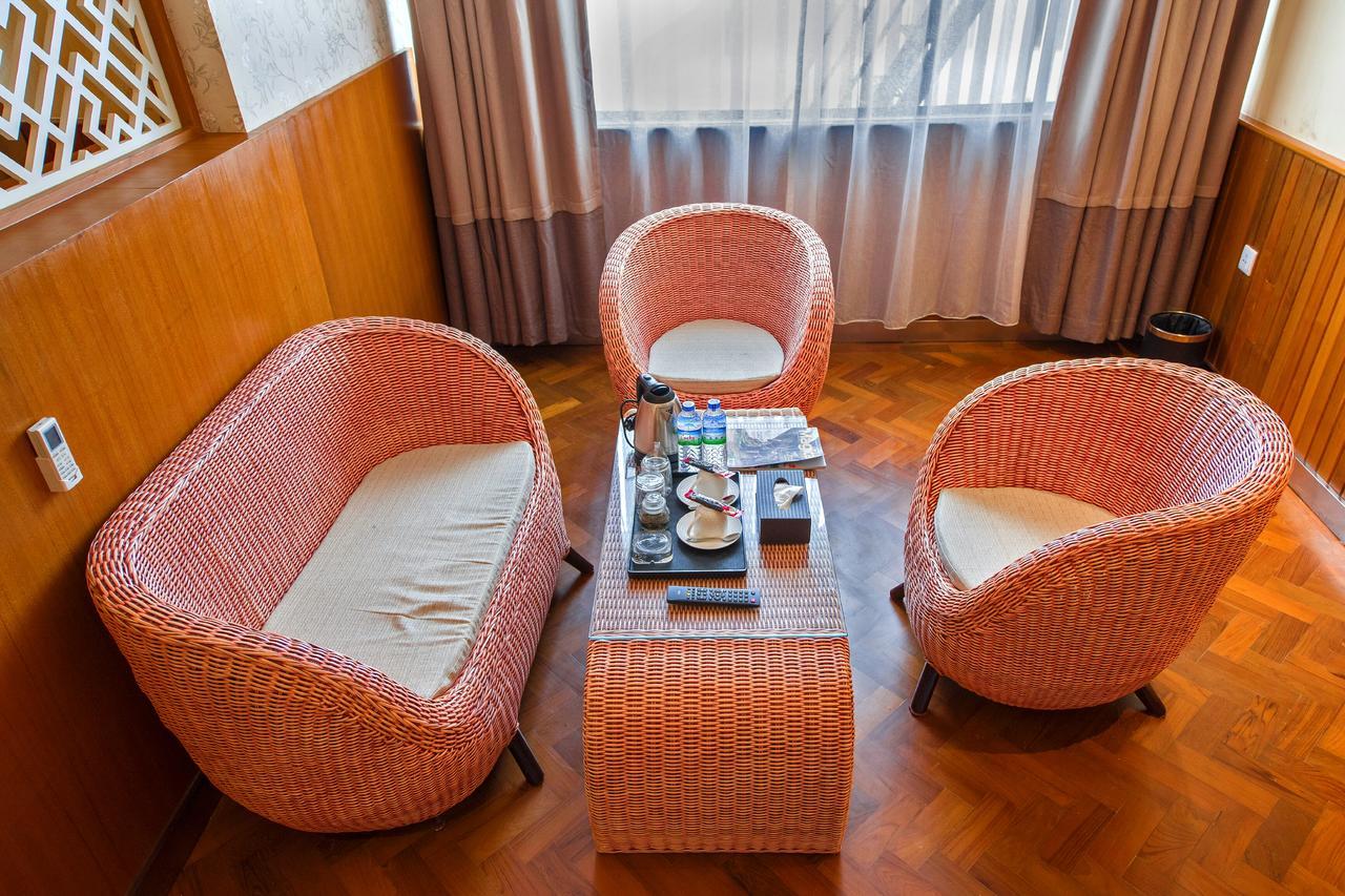 Unity Hotel Mandalay Exterior foto
